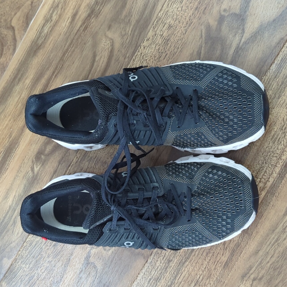 On Running Helion Shoes - Picture 6 of 8